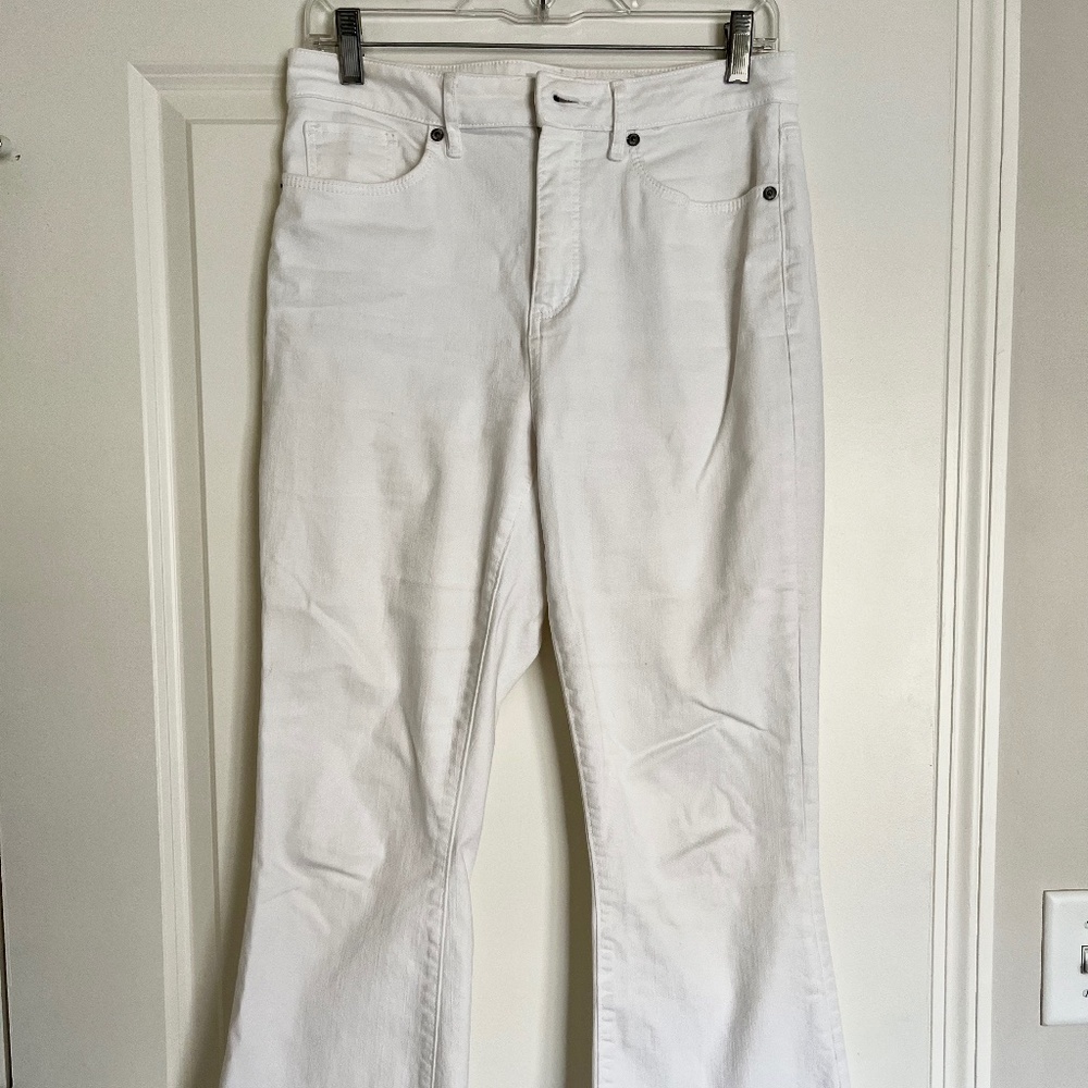 Loft white curvy high rise kick crop jeans